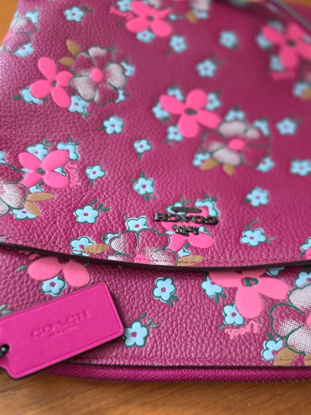COACH Kitt Messenger Crossbody Bag – Field Floral Print - Picture 6 of 8